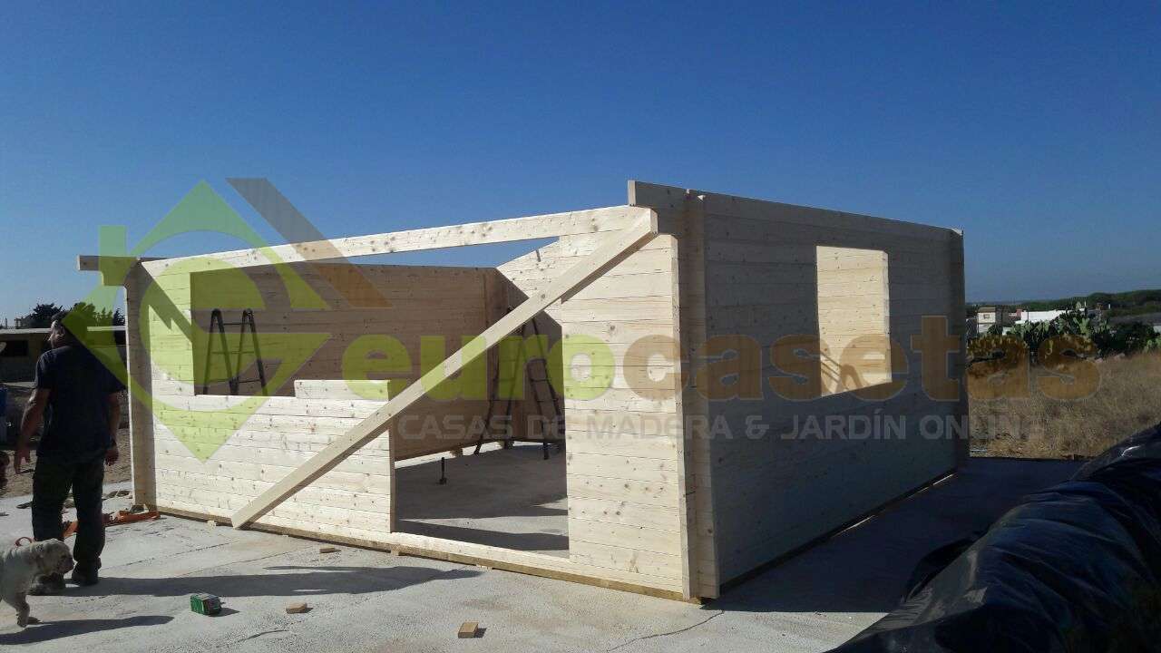 Montaje Caseta de jardín ALTEA 6x5 en Cadiz