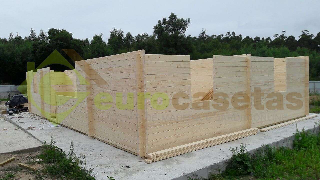 Montaje Casa de madera RADO en Portugal